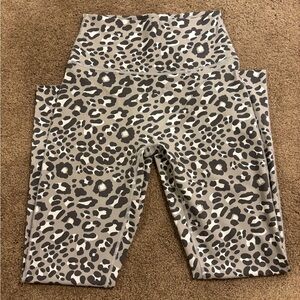 Aerie leopard print leggings